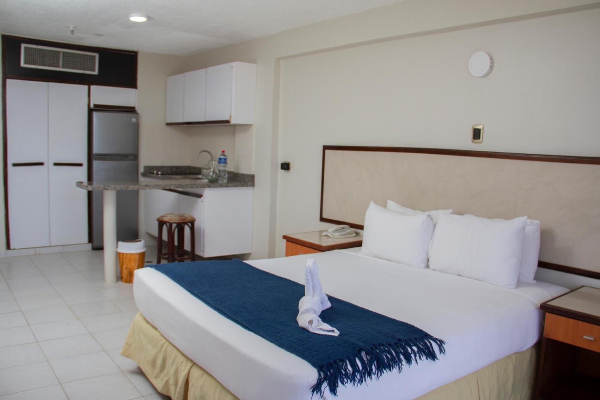 פורלמאר Hotel Margarita Dynasty מראה חיצוני תמונה